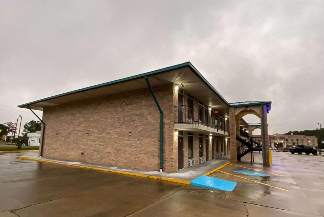 Days Inn By Wyndham Forest Exterior foto